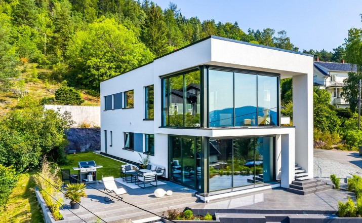 Sliding Doors & Windows - 4M Aluminum & Securit Glass